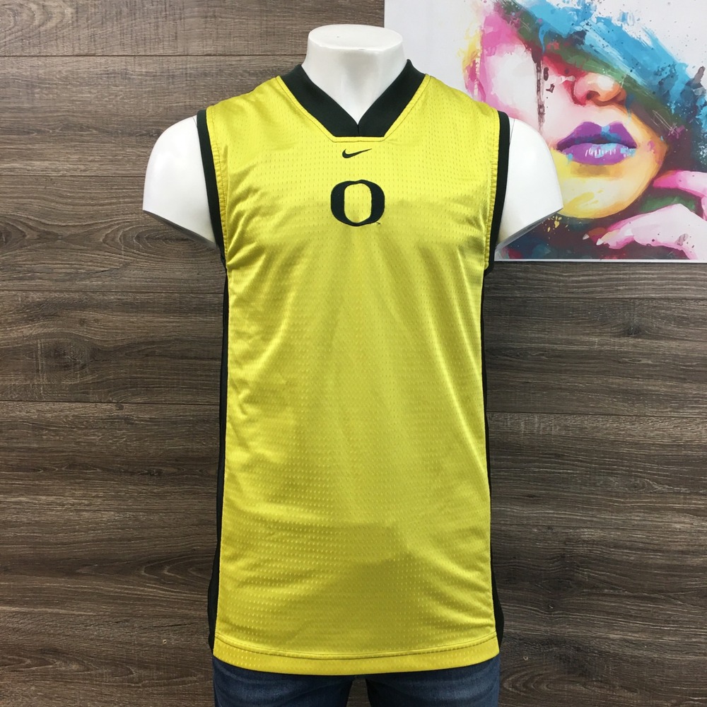 VINTAGE Nike Oregon Ducks Basketball Jersey Reversible Green Yellow Men's Size M